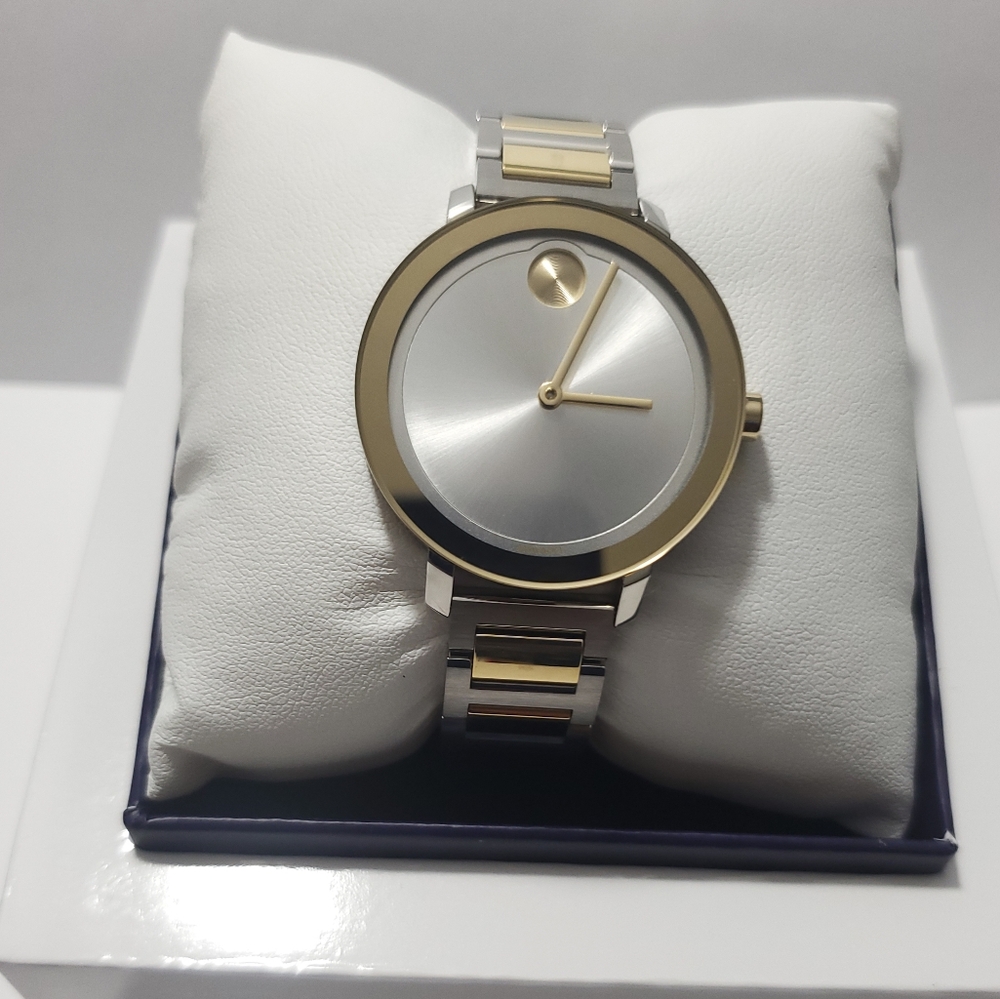 **SOLD** Movado BOLD Evolution Quartz Silver Dial Ladies Watch  - Picture 8 of 15